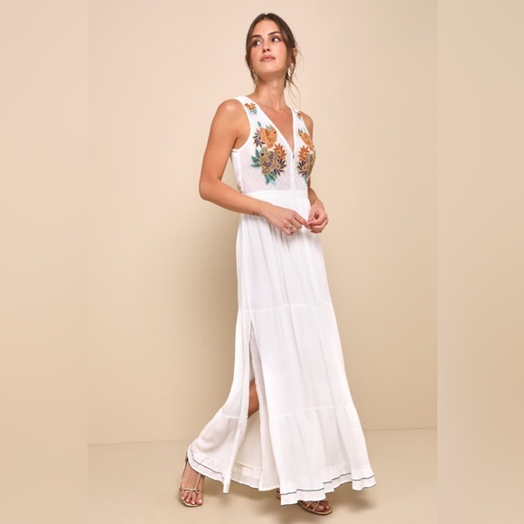 NWOT Lulus Tickets To Paradise White Embroidered Maxi Dress - Picture 5 of 10
